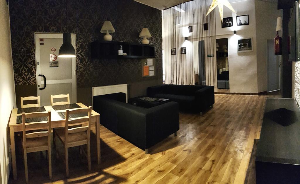 Stary Toruń Hostel Orange Plus מראה חיצוני תמונה
